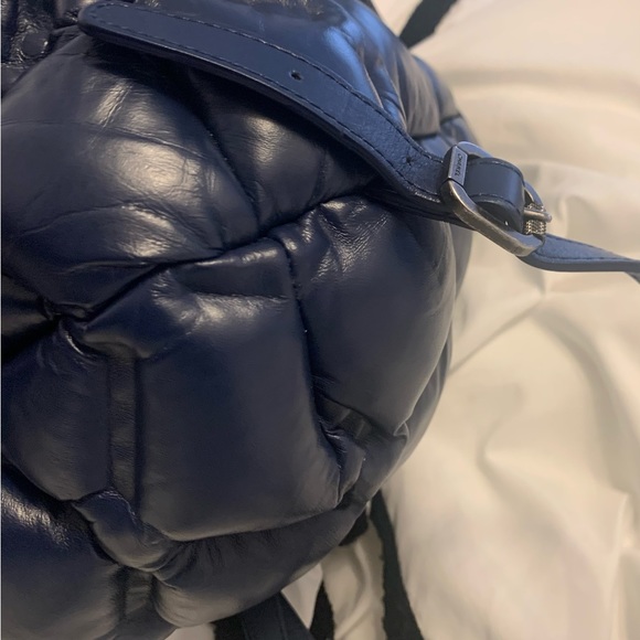 Chanel Chesterfield backpack                                 Excellent condition - Picture 6 of 16